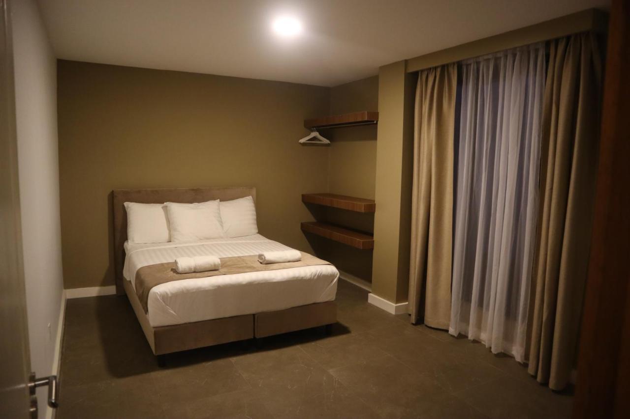 Empire Apartments Su 2 Marthastraat ปารามารีโบ ภายนอก รูปภาพ