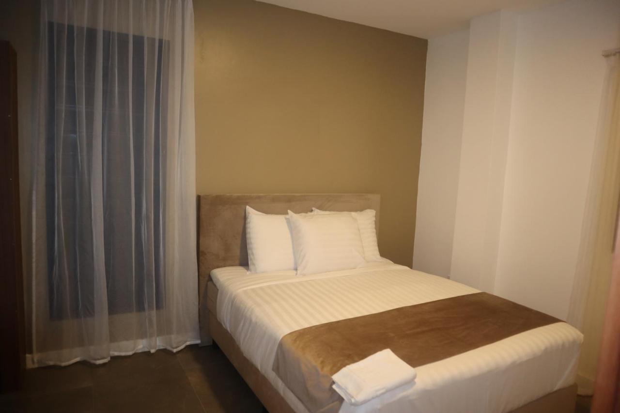 Empire Apartments Su 2 Marthastraat ปารามารีโบ ภายนอก รูปภาพ