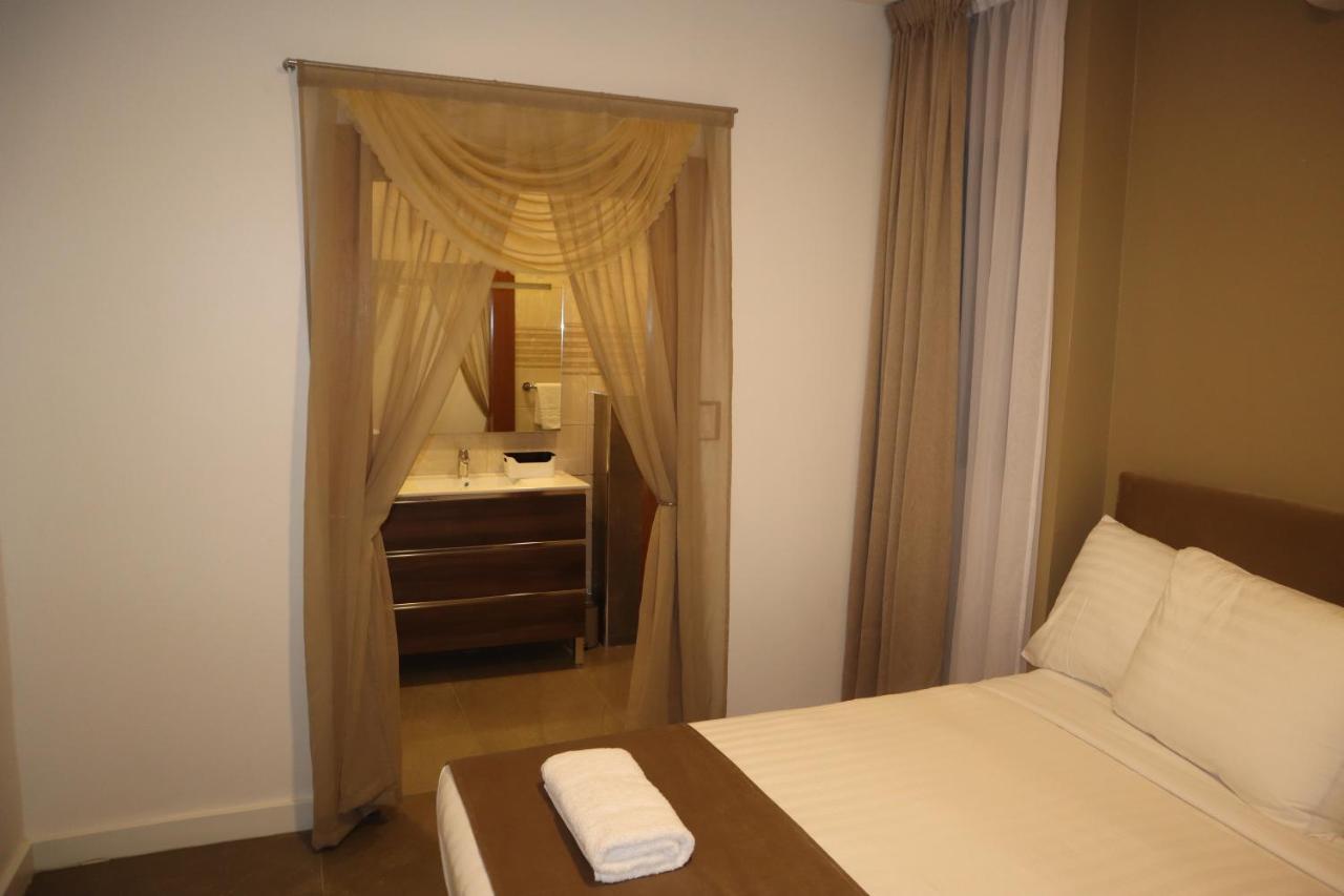 Empire Apartments Su 2 Marthastraat ปารามารีโบ ภายนอก รูปภาพ