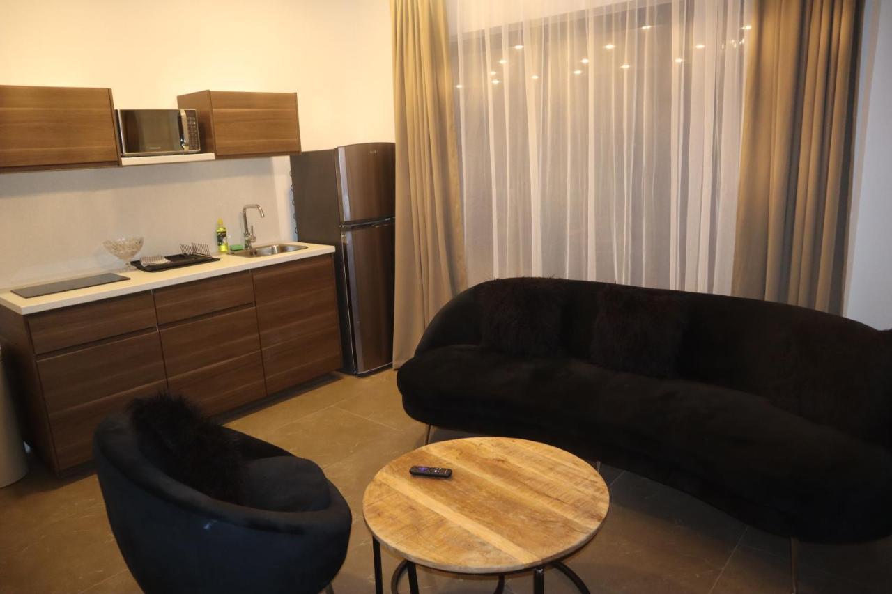 Empire Apartments Su 2 Marthastraat ปารามารีโบ ภายนอก รูปภาพ