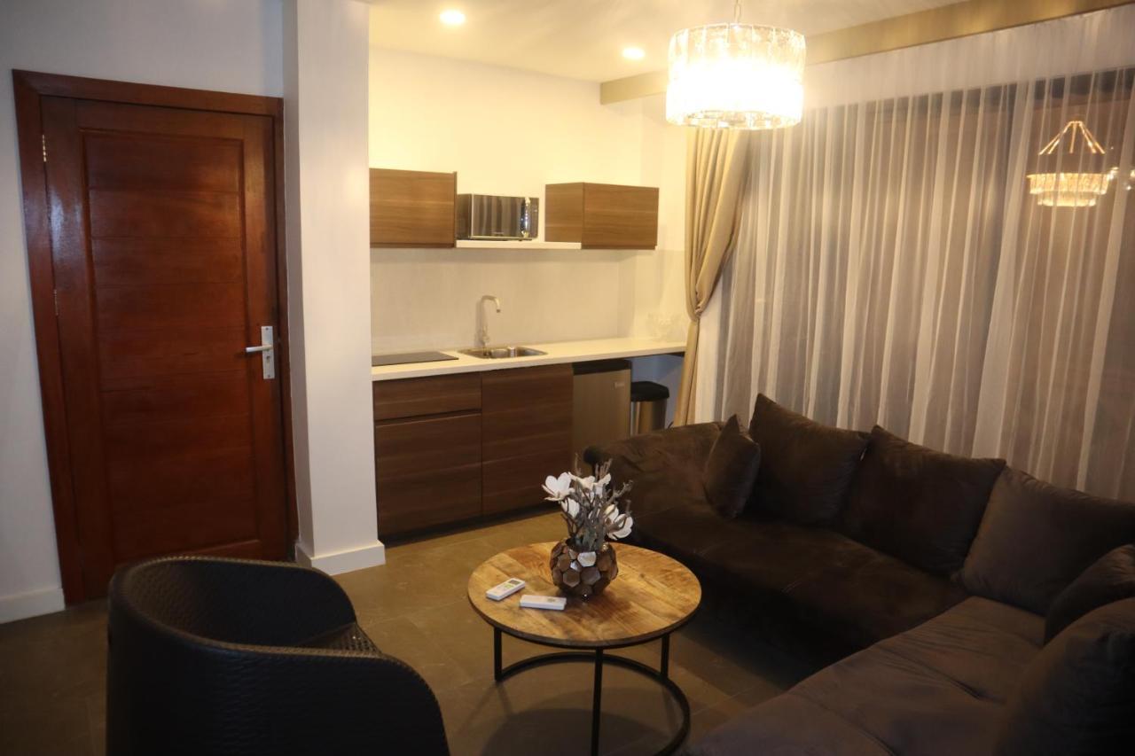 Empire Apartments Su 2 Marthastraat ปารามารีโบ ภายนอก รูปภาพ